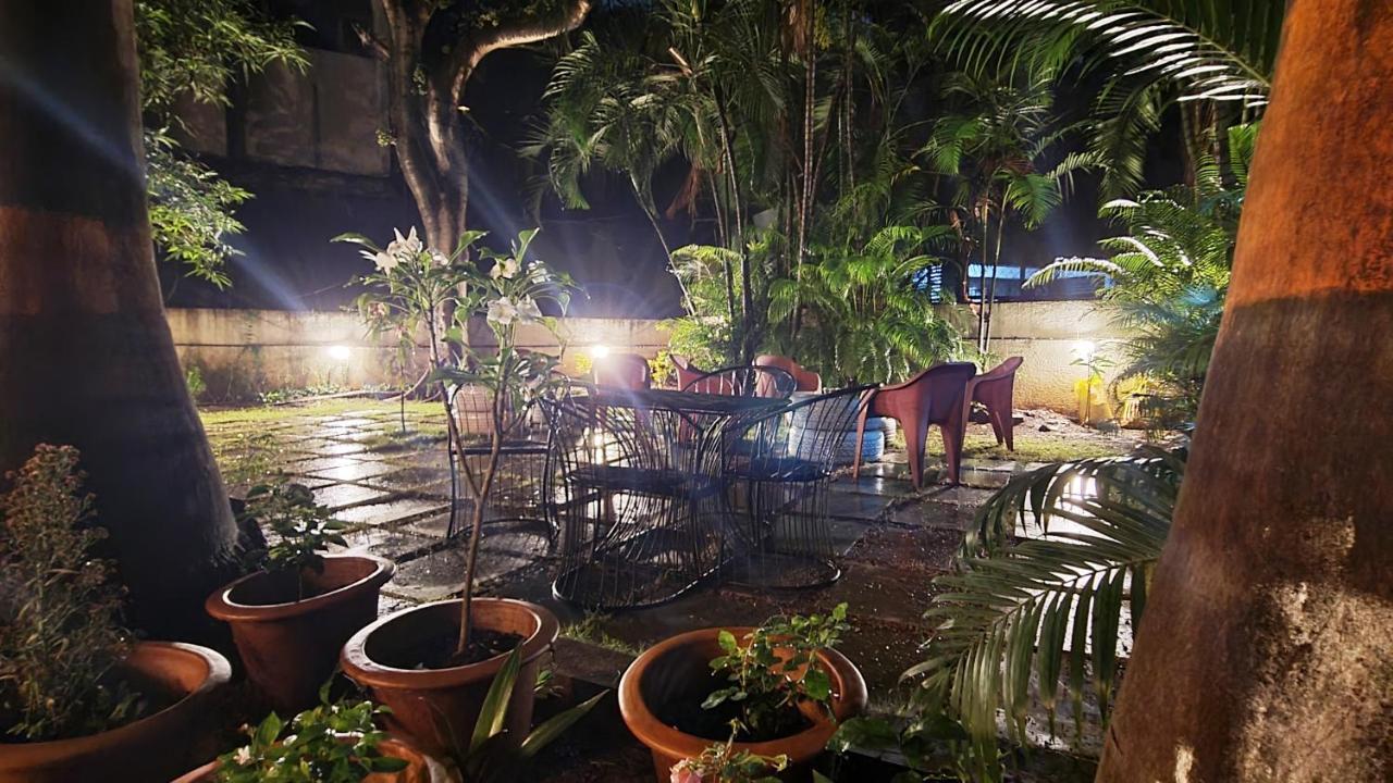 Hostel Lifespace- Twin Bungalow With Pods, Bunks, Private Rooms, Cowork & Cafe Pune Exterior foto