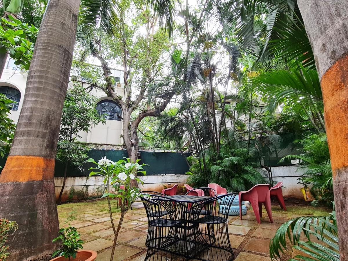 Hostel Lifespace- Twin Bungalow With Pods, Bunks, Private Rooms, Cowork & Cafe Pune Exterior foto