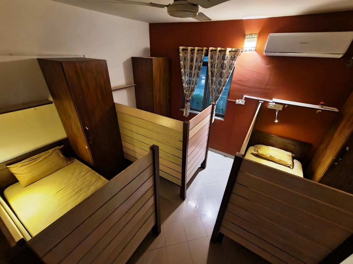 Hostel Lifespace- Twin Bungalow With Pods, Bunks, Private Rooms, Cowork & Cafe Pune Exterior foto